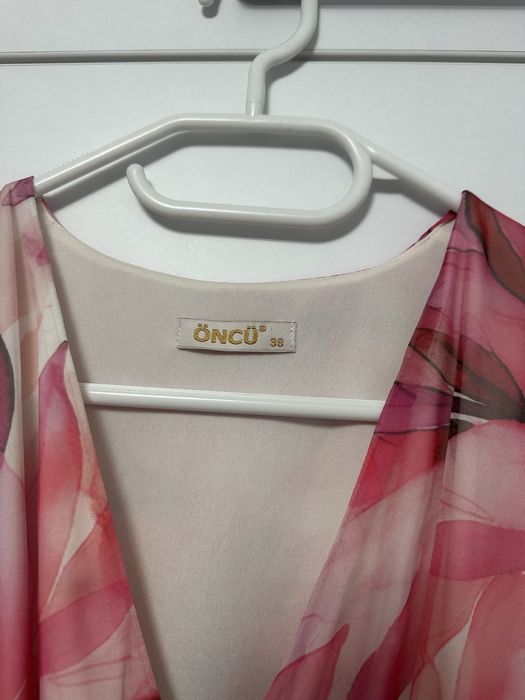 Rochie inflorata