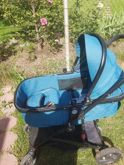 Детская коляска.