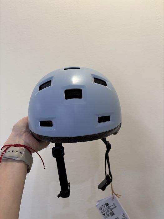 Детска пастелносиня каска за колело, ролери, скейтборд, тротинетка