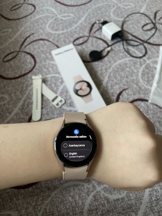 Продам часы Samsung Galaxy Watch 4