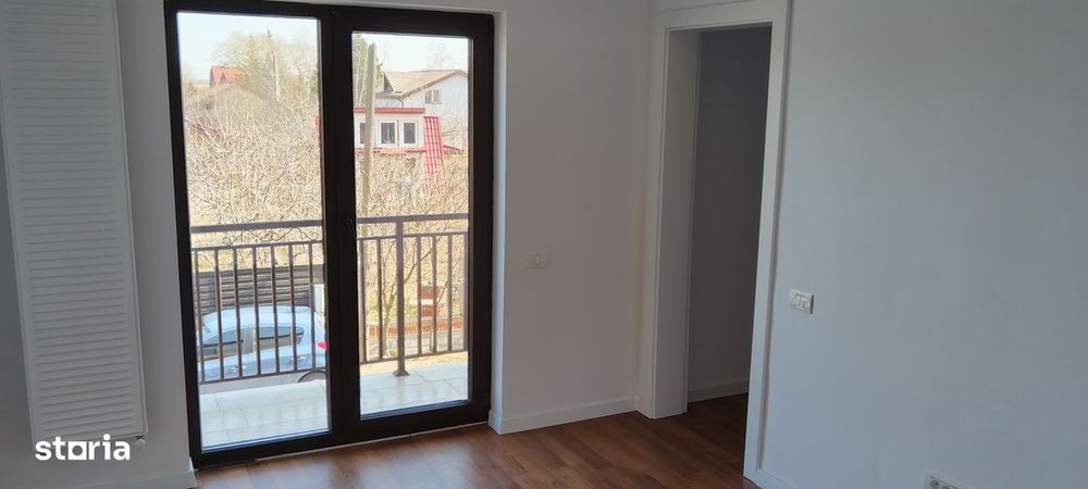 Casă nouă, 4 camere, teren 477 mp, în apropiere de pădure