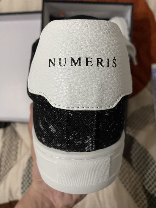 Adidasi numeris