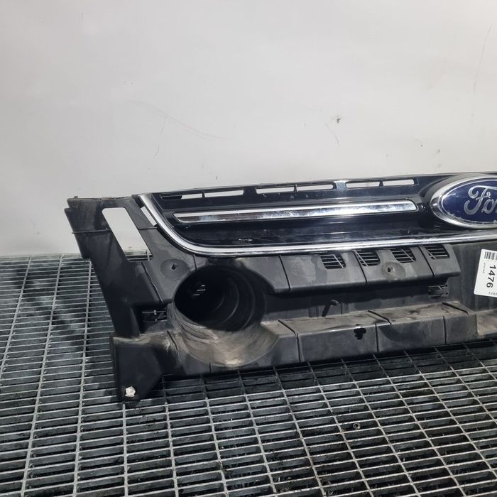 Grila fata Ford Kuga II 2012 - 2014 (1476)