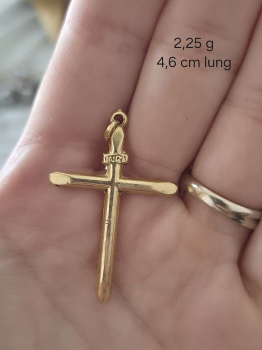 Cruce din aur 18 k