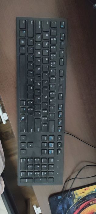 Tastatură dell nouă