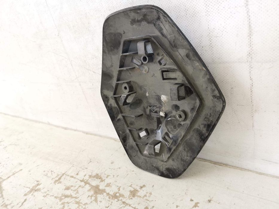 Рено Зое / Renault Zoe 1 Емблема за предна броня - Оригинална, в добро