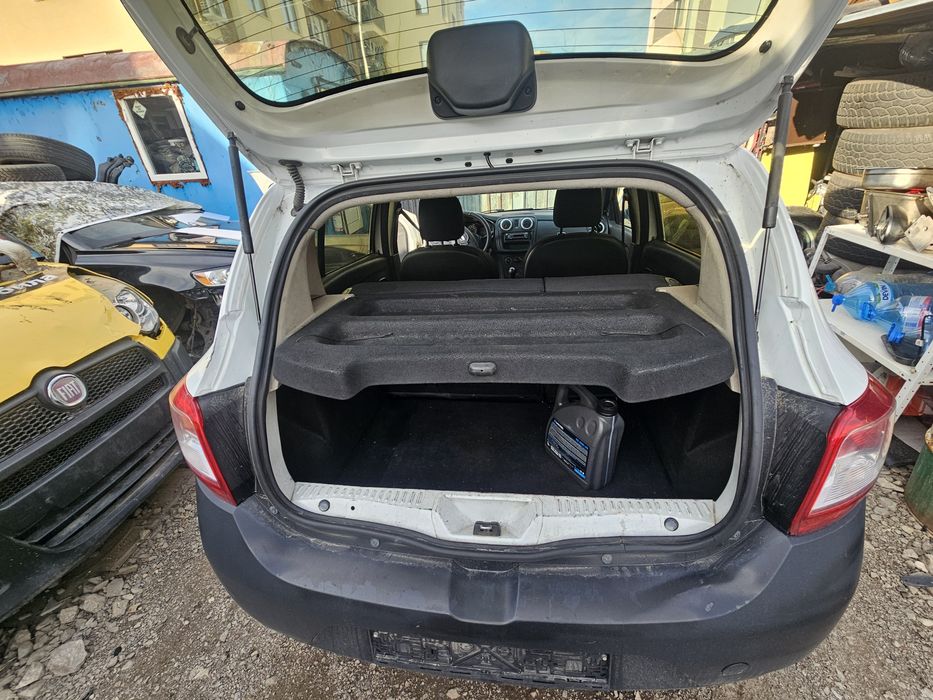 Dacia Sandero  на части