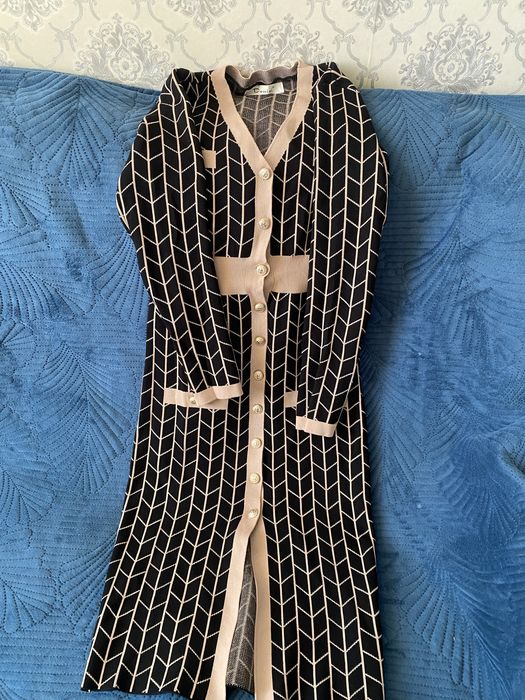 Женская одежда Платья