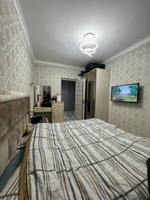 Kvartira sotiladi Novostroyka chilonzor kirpichniy dom 2/6/7/  72m²