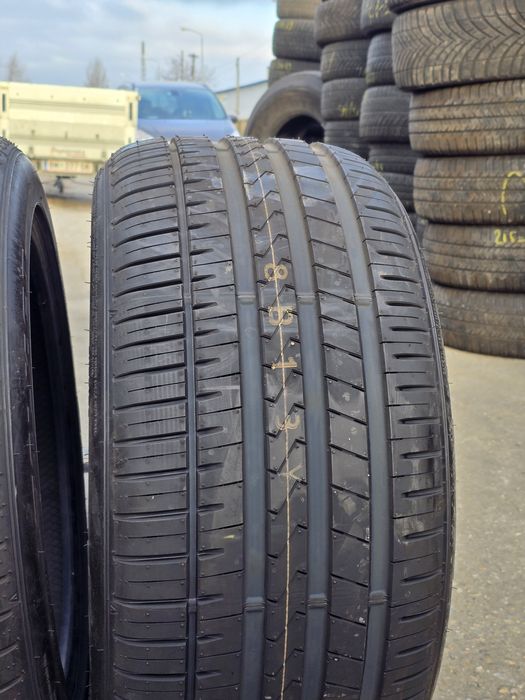 Anvelope de vara 275-40r18 Falken