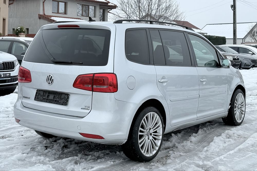 Touran 2010 7 locuri 1.6d