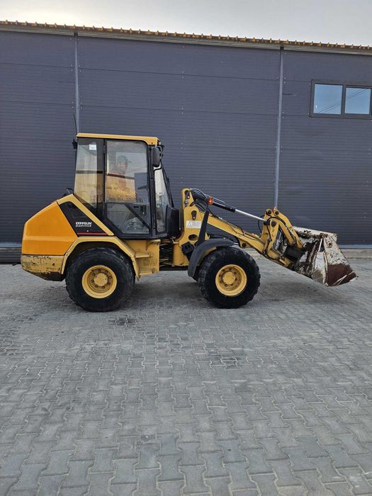 Caterpillar 906 - Incarcator Frontal