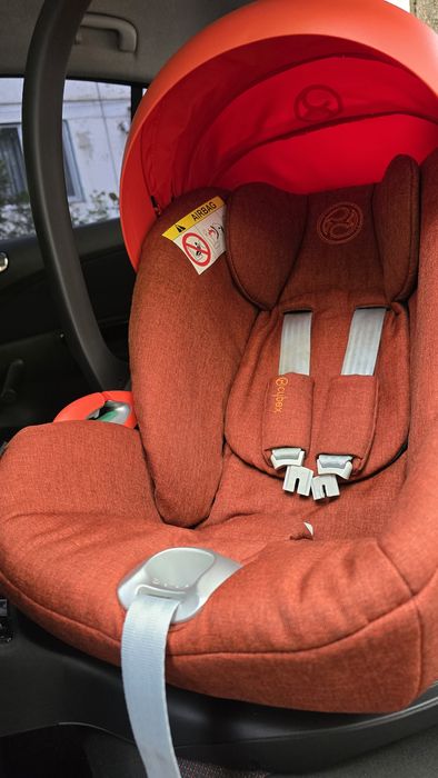 Vand scaun auto pentru bebelusi/copii ca nou. Cybex Cloud Z + baza isofix