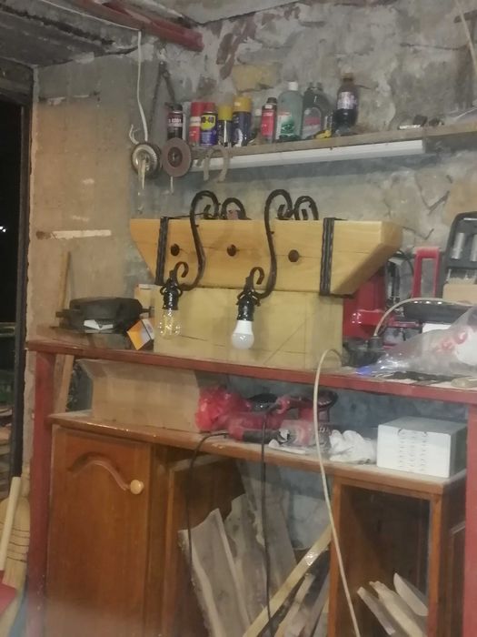 Осветление от естествено дърво