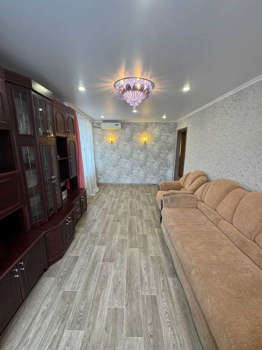 Продам 3х комн Ломоносова