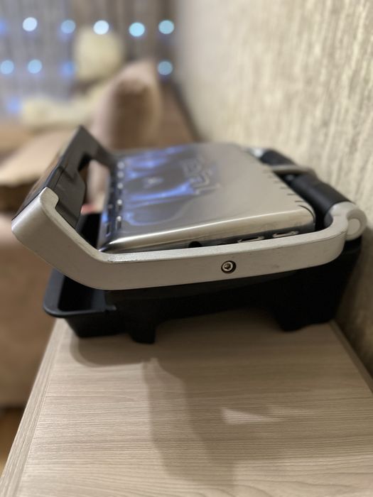 Продам настольный электрогриль Tefal