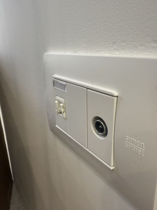 Electrician Brasov –urgente electrice, reparatii, instalatii electrice