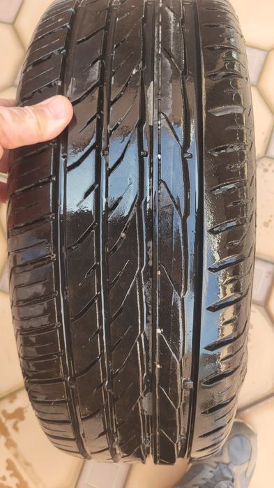 Продам шины коплект  тринжл 2022 года хорошем и одна штук  матадор