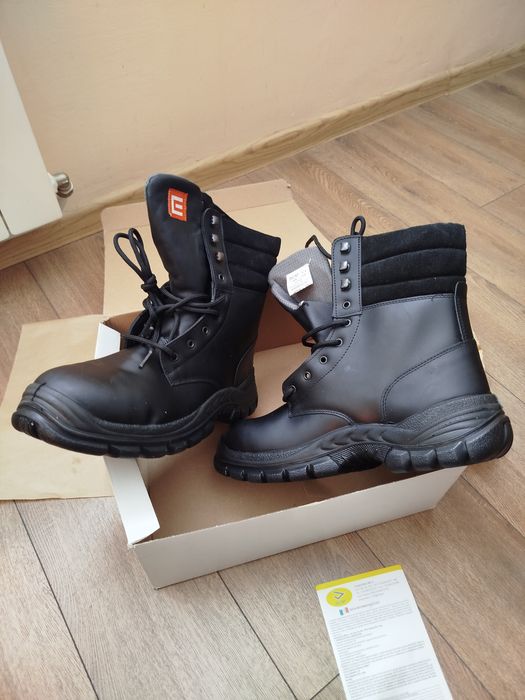 Работни обувки тип кубинки