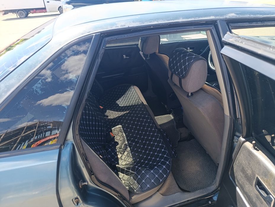 Продам машину audi 80 B3