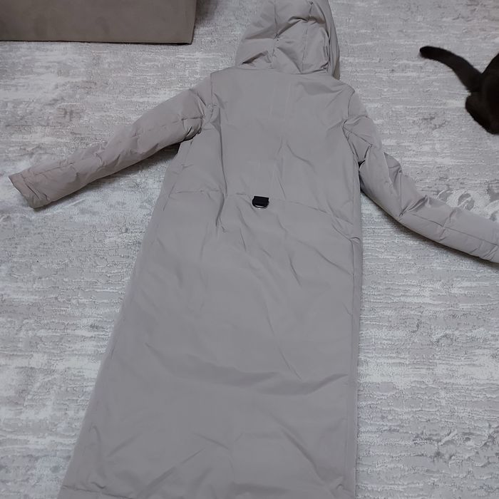 Пуховик зима-весна.