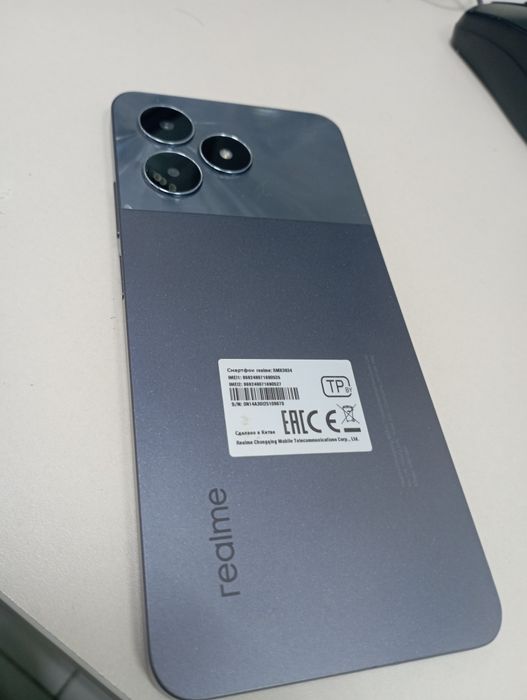 Realme note 50 почти новый