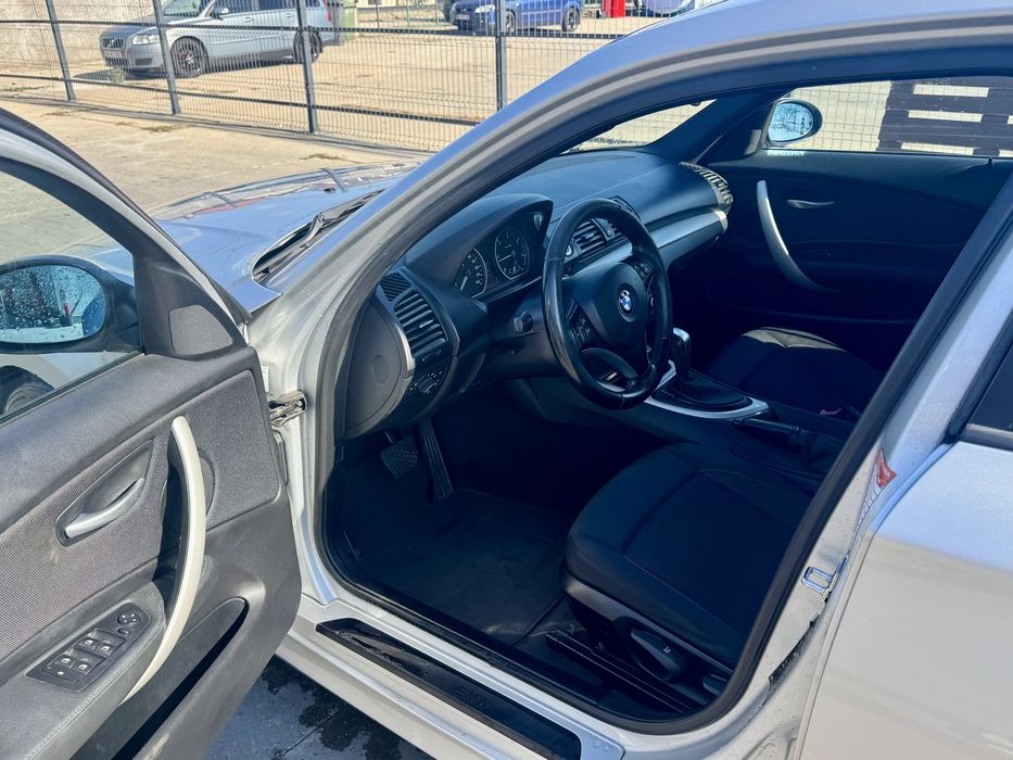 BMW Seria 1 2009 — imagine 4