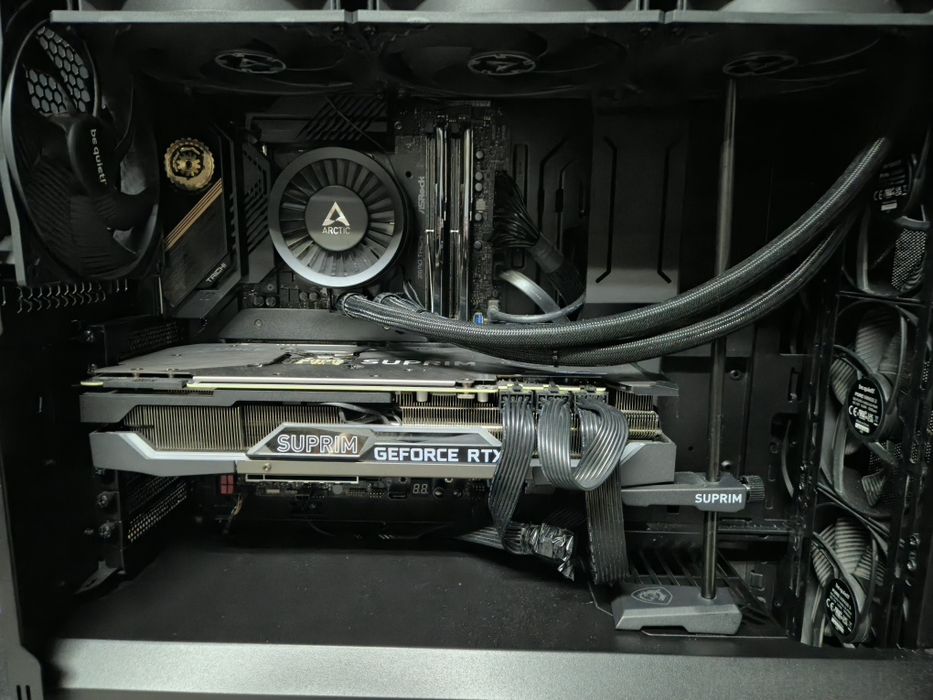 Vând PC Gaming 4k Intel I9-12900KS & NVIDIA RTX 3090 MSI SUPRIM X