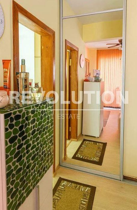 Двустаен апартамент в района на м-т Ален Мак!