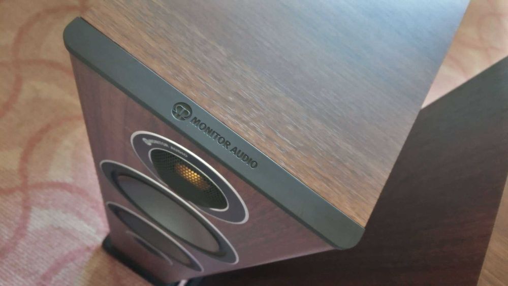 Тонколони Monitor Audio Bronze 5