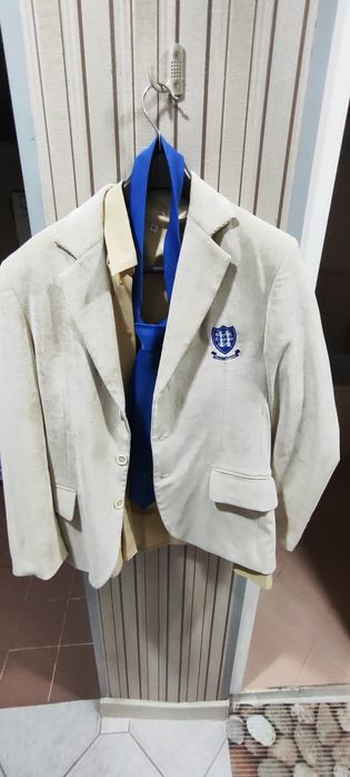 Сако, риза и вратовръзка от 2АЕГ София