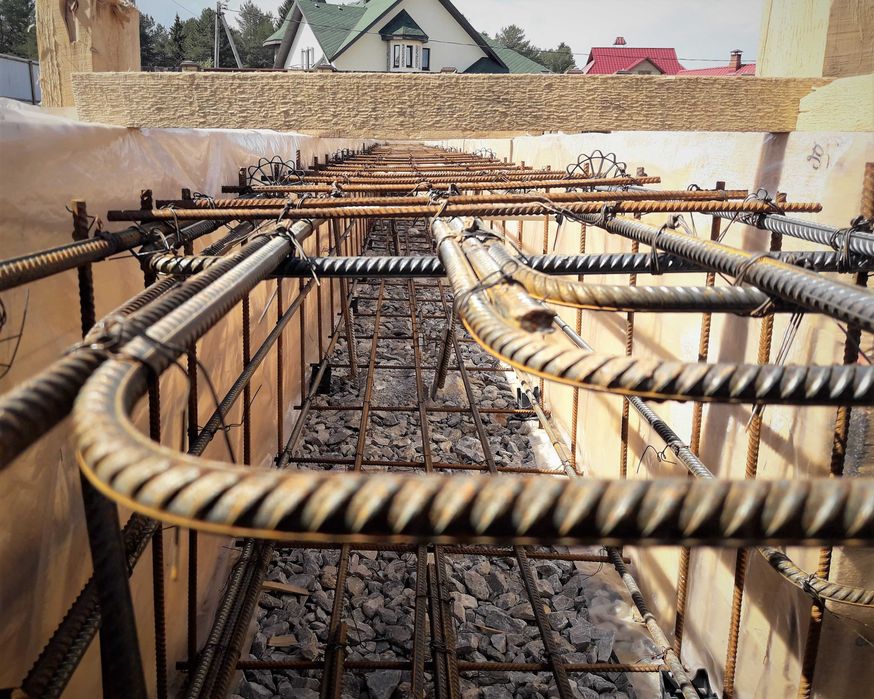 Арматурный каркас (армокаркас). Как крепить арматуру. Каркас арматурный кп-5ф. Вязка арматуры в нахлёст. Арматурный каркас сетка 250.