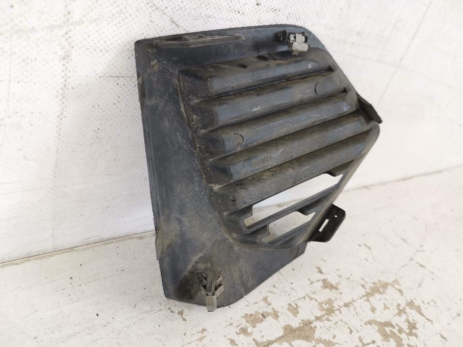 Ляв проекторен грил Пежо 2 / Peugeot 2 [ - ] Оригинален, в добро състо