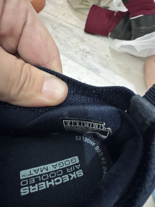 Кроссовки скечерс