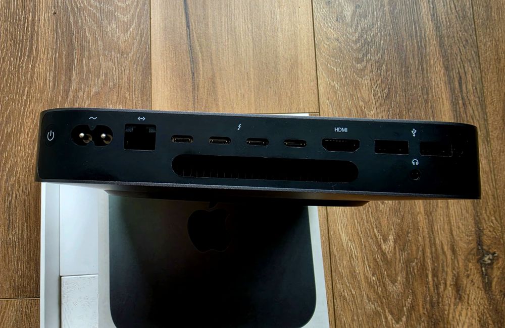 Mac mini 2018, като нов!