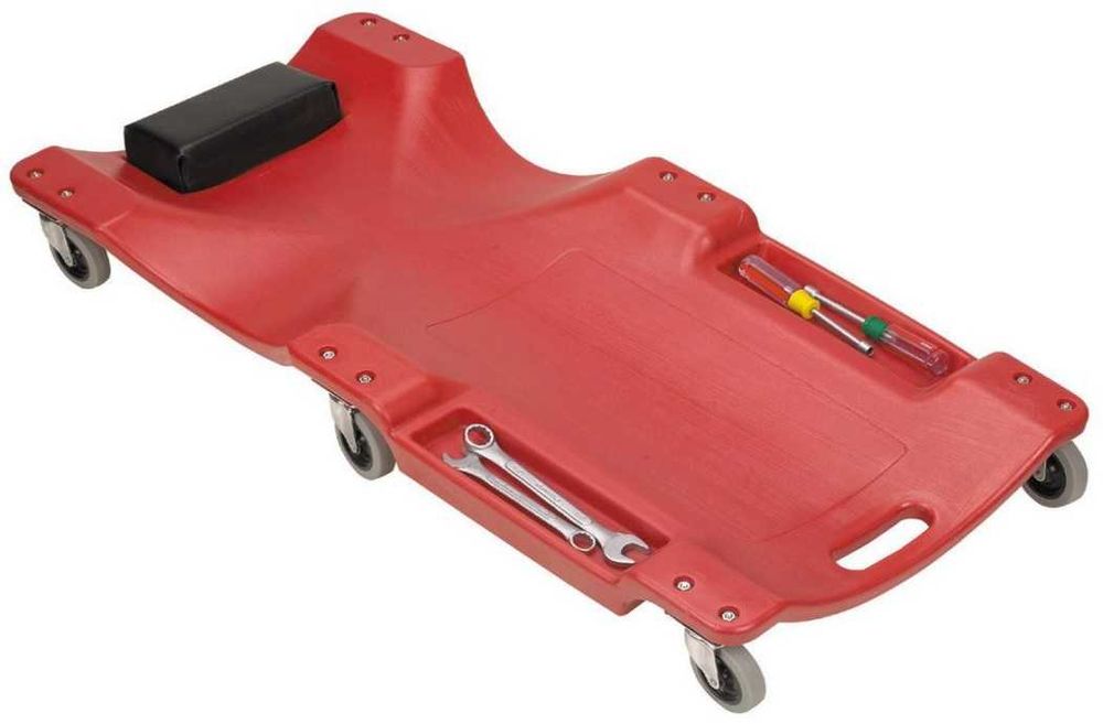 Автомонтьорска лежанка