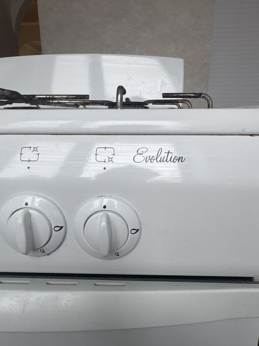 Продам газовую плиту