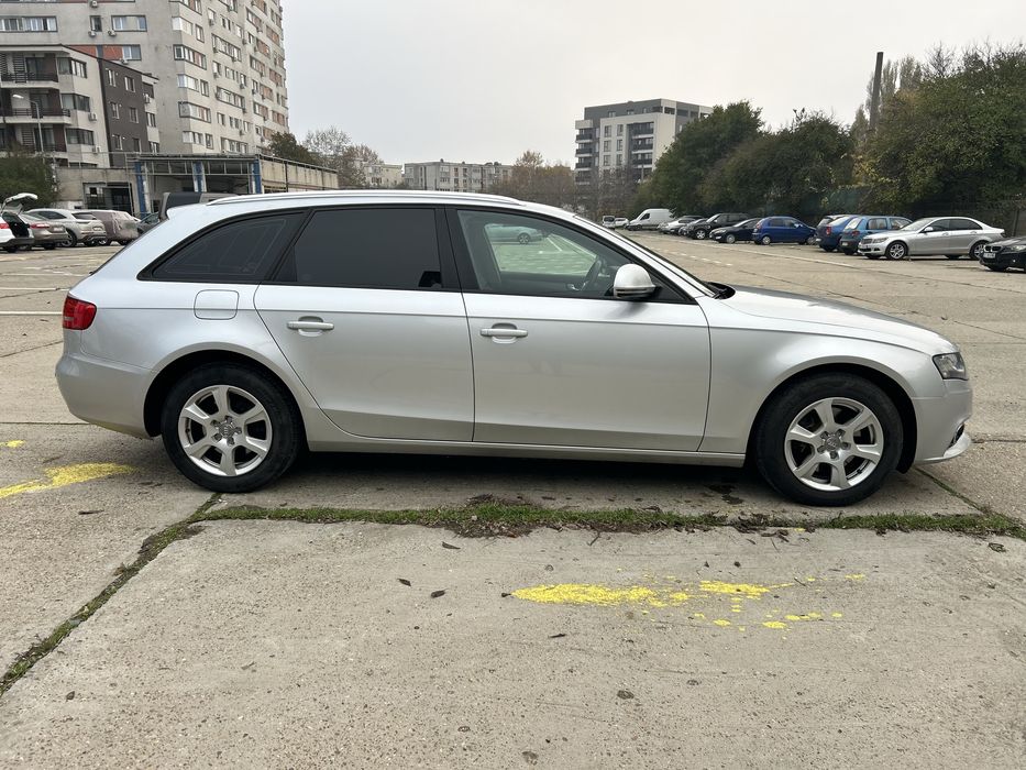Vand Audi A4 stare foarte buna