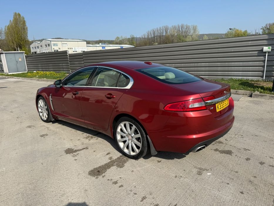 JAGUAR XF 2010 — imagine 2