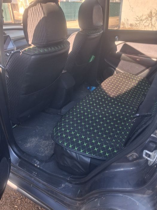 Продам мицубиси аутлэндер полный привод