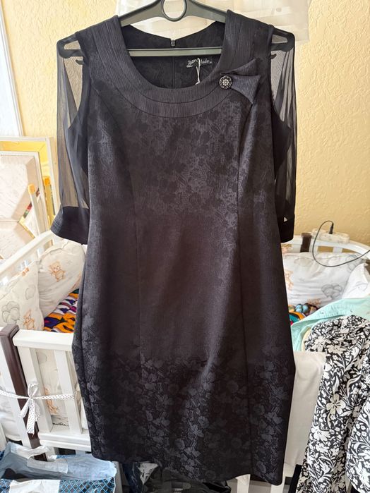 Женская одежда - блузка, платье и кардиган