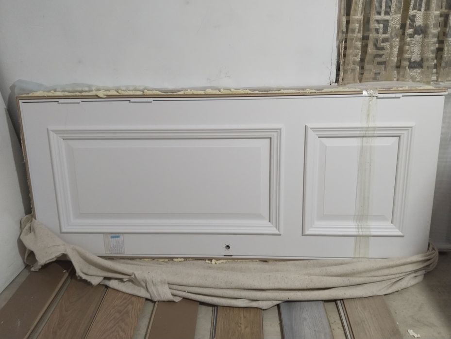 Продам бу двери и новый полотно