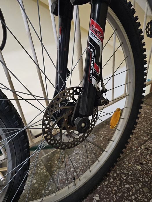 Bicicleta MTB full suspension