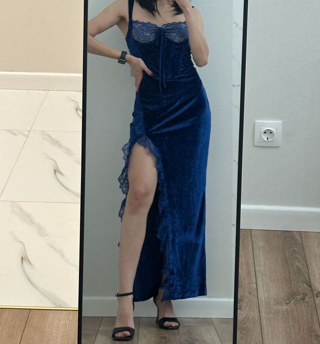 Платье нарядное вечернее