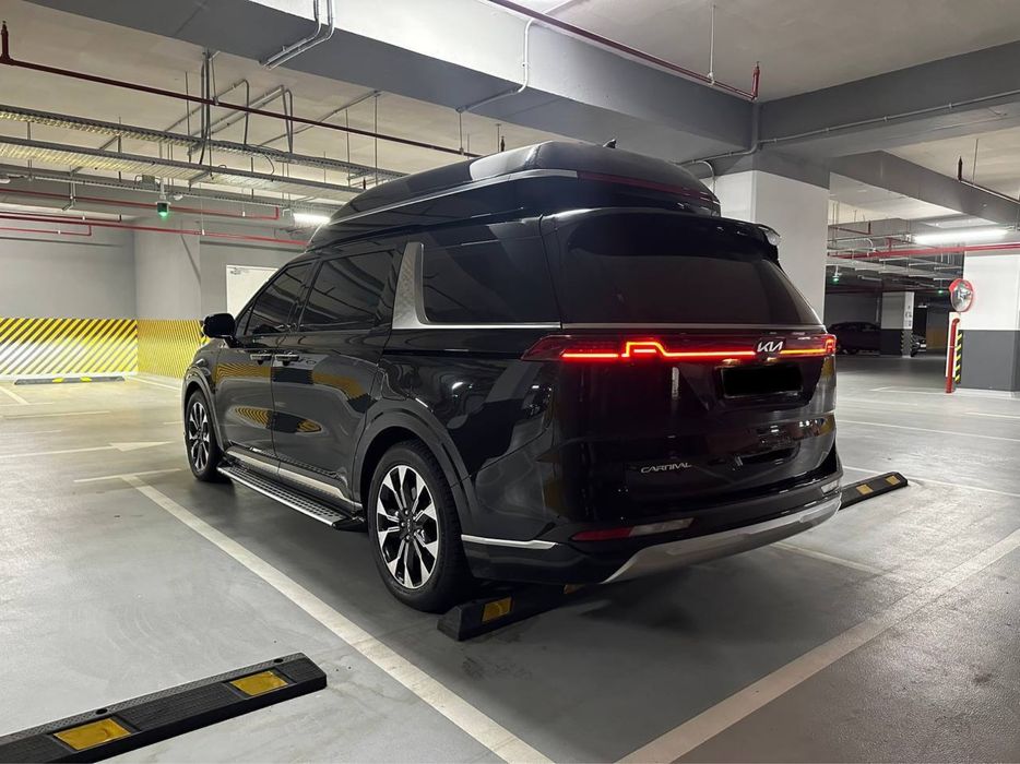 KIA Carnival сотилади