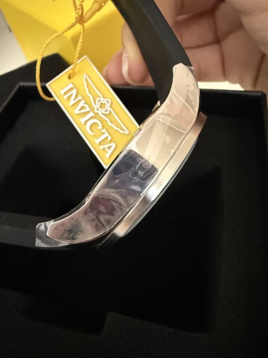 Часовник Invicta Pro Diver