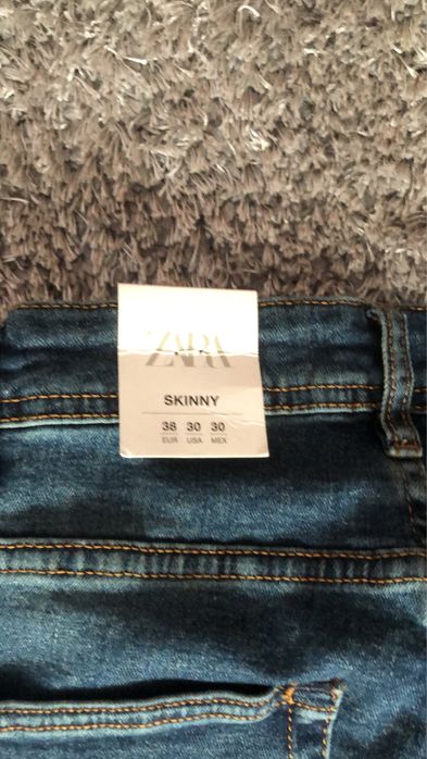 Blugi Zara Skinny Noi Marime 38