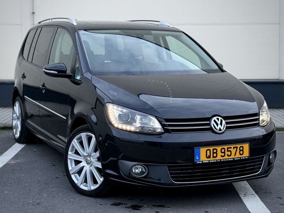 VW Touran 2.0 TDI, 7 locuri, Facelift, Piele, Panoramic, Navi!