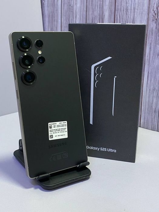 Samsung galaxy S25 Ultra 12/256gb ЕАС /  СТ33259