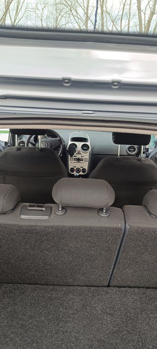 Se vinde Opel CORSA 1.2 2007